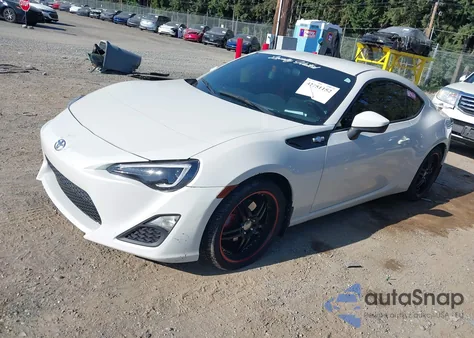 2013 Scion Fr-S Scion 10 z USA, uszkodzony, nr VIN JF1ZNAA16D1715120